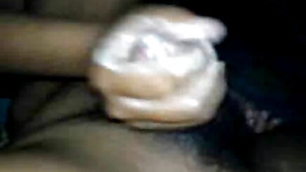 Hai đức MẸ Mặc trong Nô lệ tình dục với nô Lệ của họ trong sex thu hoat hinh Dom