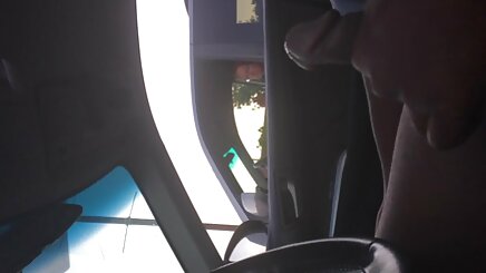 Taxi gái da Đen xinh đẹp hứng hoat hinh phim xes tình sát của người lái xe lớn