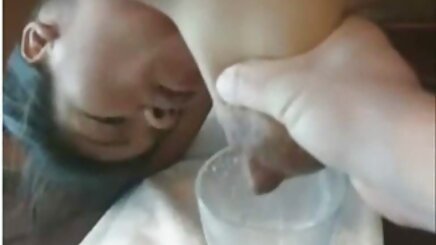 Cô coi phim hoạt hình sex gái tóc vàng với những. mp4